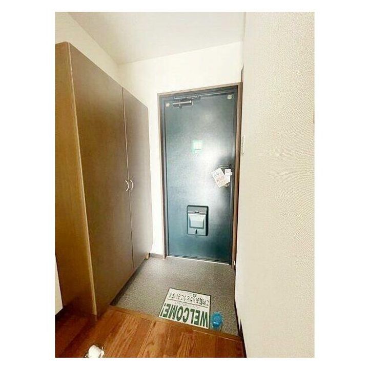アドラブール赤羽の玄関