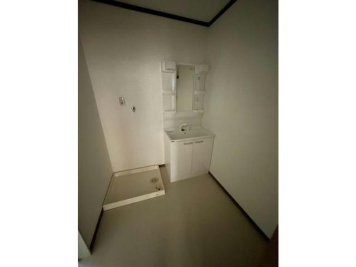 ジュネスKASUGAの内装