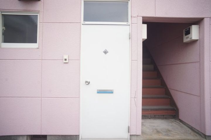 ターフあガーデンの玄関