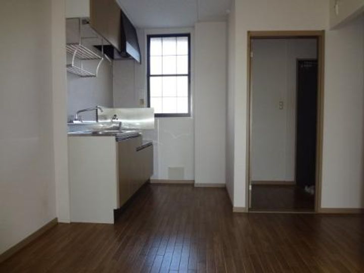 光ヶ丘コーポ北山の居間