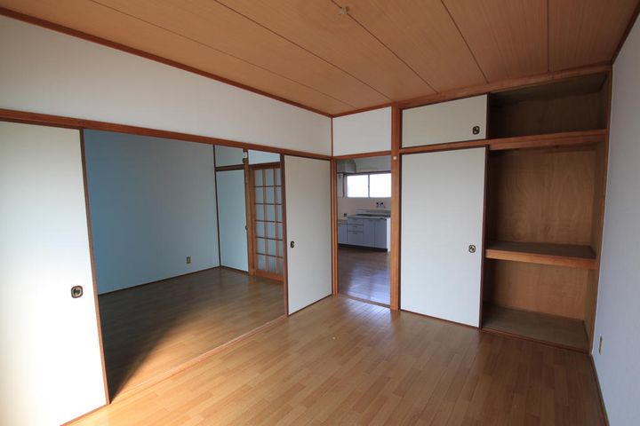 香川ビルの内装