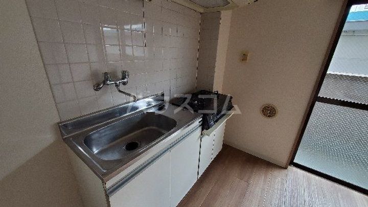 鈴木マンションのキッチン