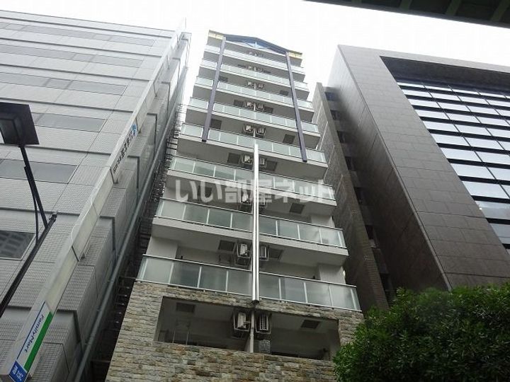 プリオーレ三宮の外観