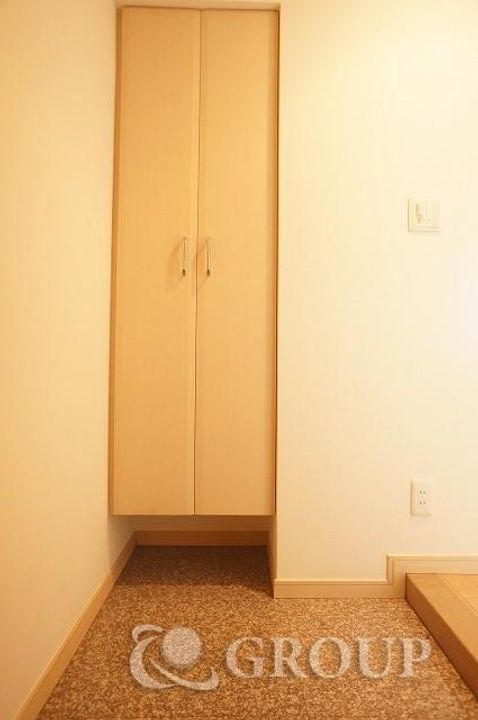 プライマル三軒茶屋の玄関