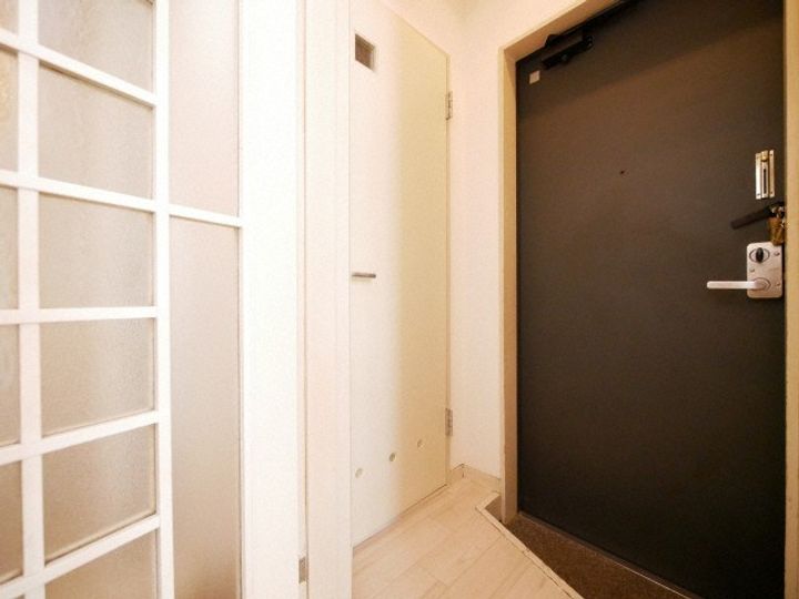 サンレーブ南郷の玄関