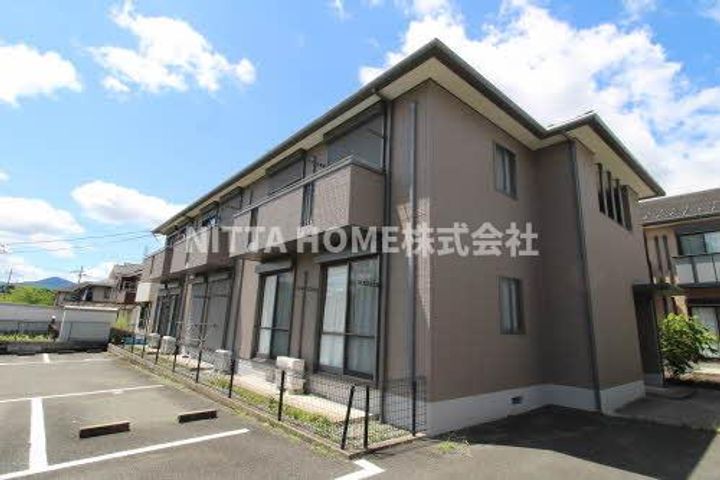 ファミールプラザVエルスールの外観