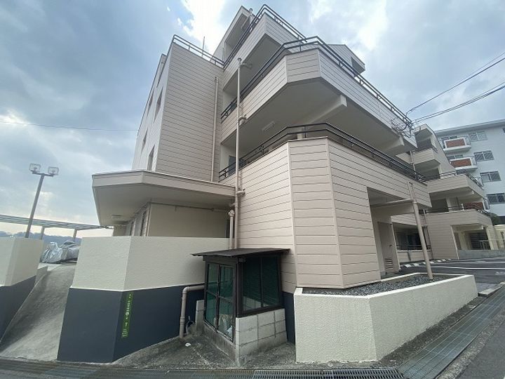 ヘルックワセダの外観