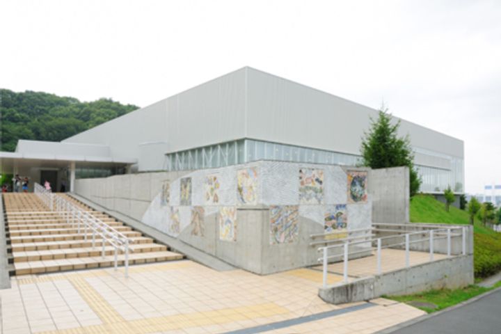 レオパレスグローリア(38807)の周辺