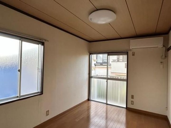 モンロジュマンの居間