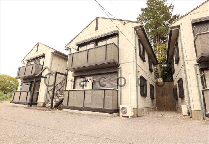 シャイン・クレストBの外観