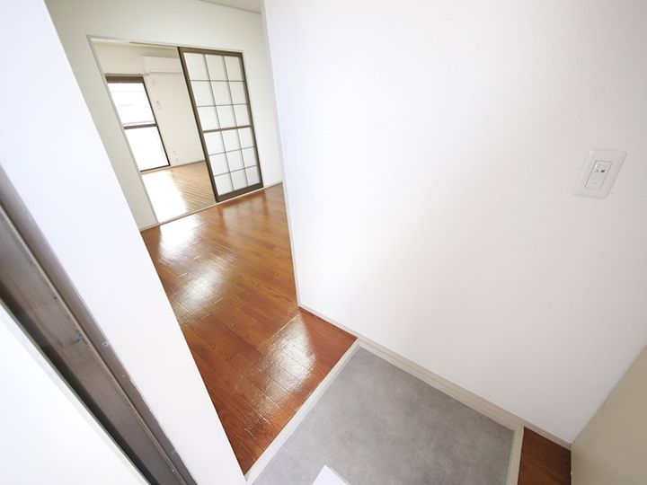 パークサイド日立の玄関