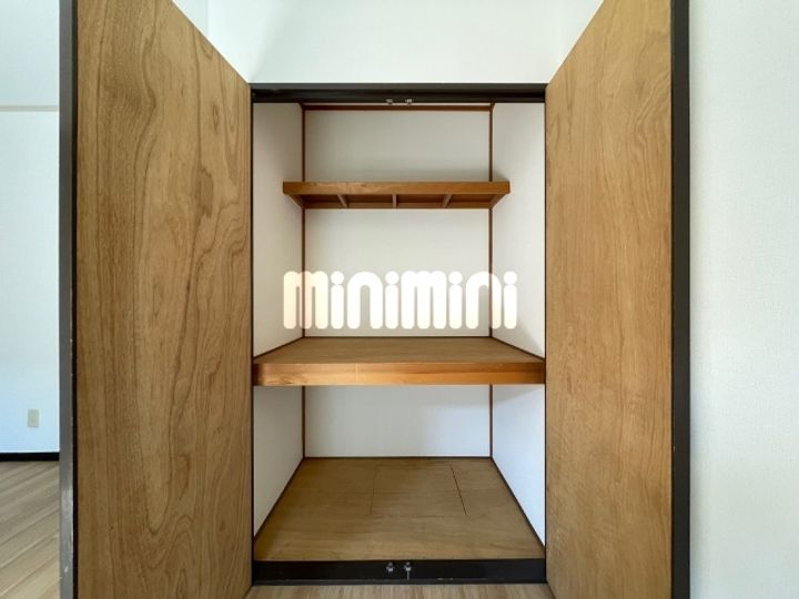 ブラン南山の内装