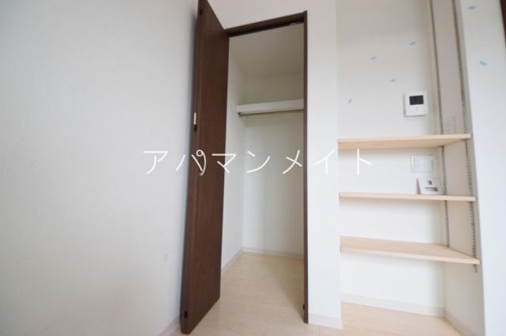 神奈川県横浜市戸塚区吉田町の賃貸アパートの内装