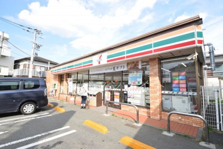 神奈川県横浜市戸塚区吉田町の賃貸アパートの周辺