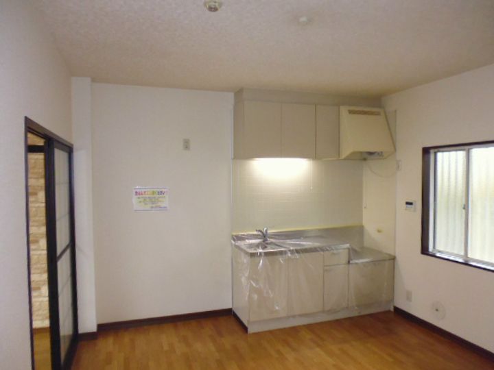 東京都東大和市芋窪6(アパート)の賃貸物件の居間