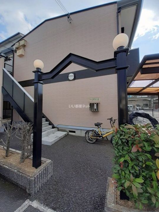 大阪府堺市西区鳳中町9(アパート)の賃貸物件の地図