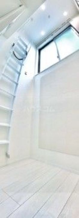 Nano上落合の居間