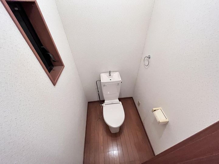 イーストハウスの内装