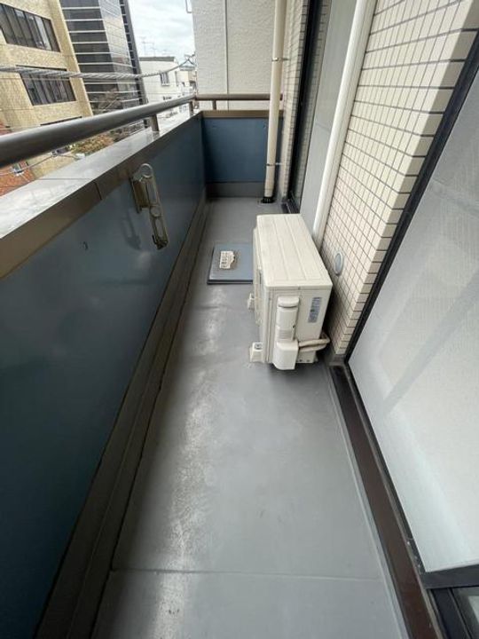 広岡ビルの内装