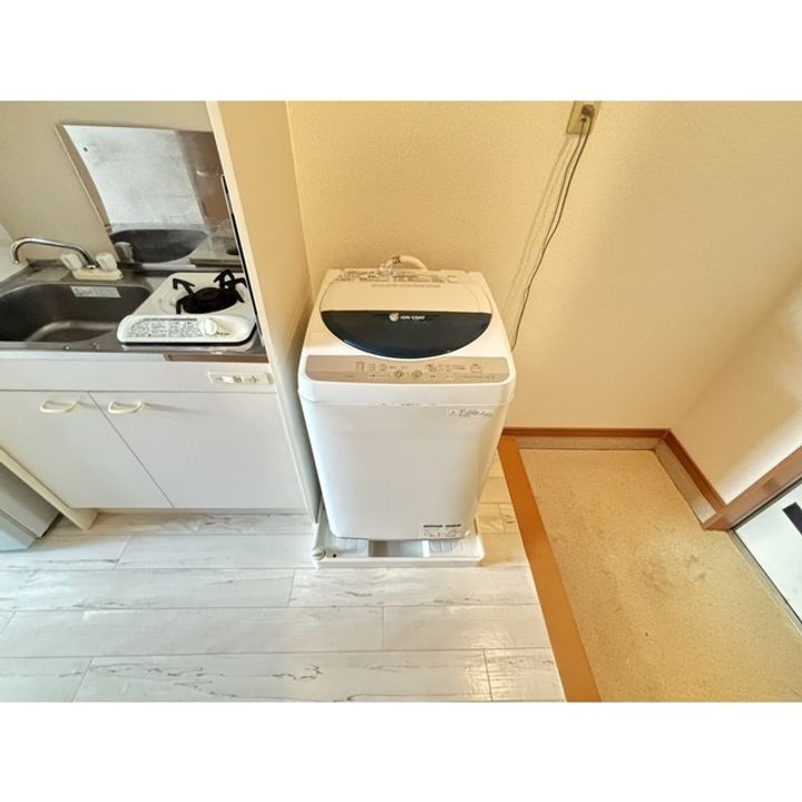 トップコートの内装