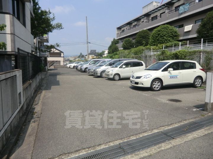 紫央里マンションの地図