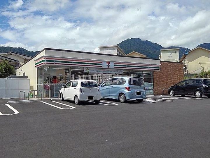 グリーンコーポ原の周辺