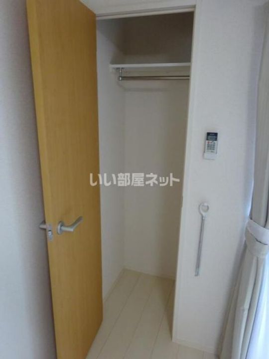 大阪府門真市野里町の賃貸アパートの内装