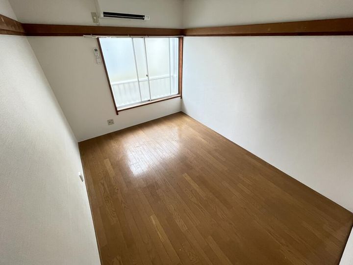 テラスとーざんの居間