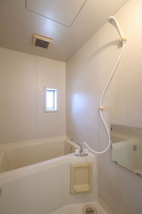 メゾン海老園 C棟の風呂