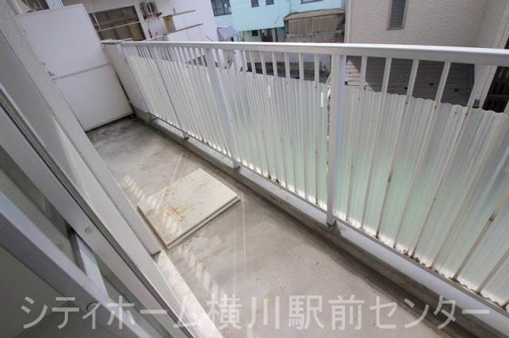 市川ビルの内装