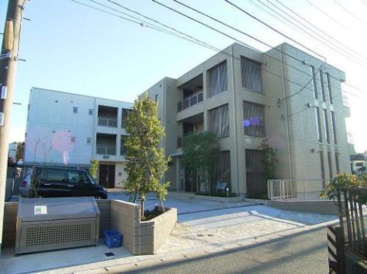 クレスト冨士Aの外観