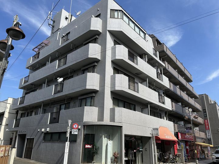 飯尾ビルの外観