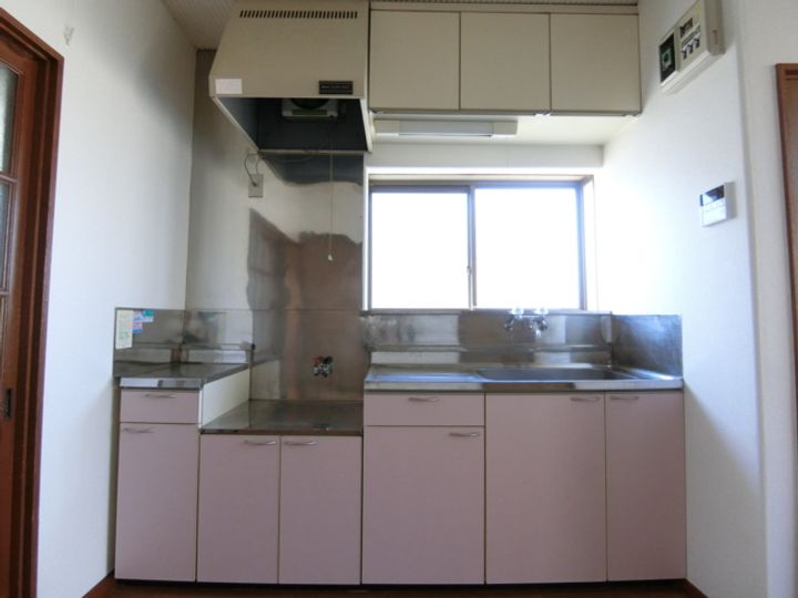 第2サンハイツ成田のキッチン
