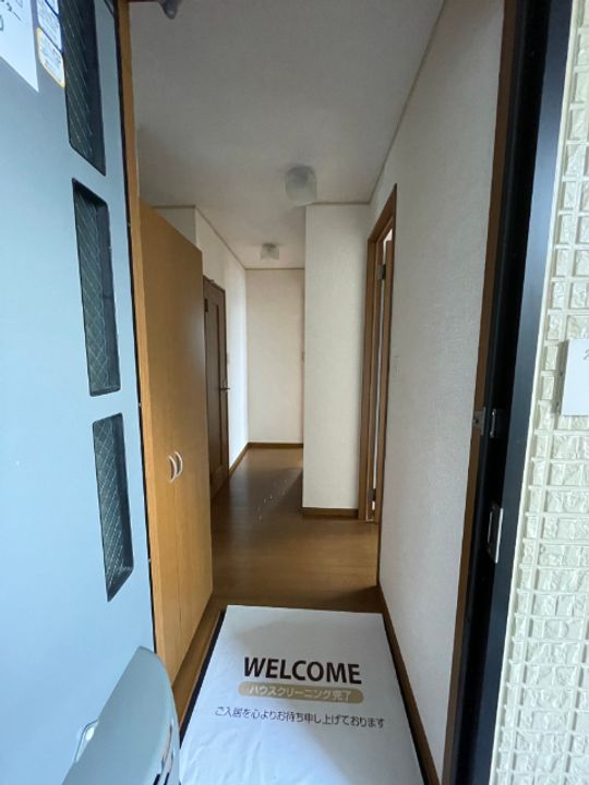 エスペランサFの玄関