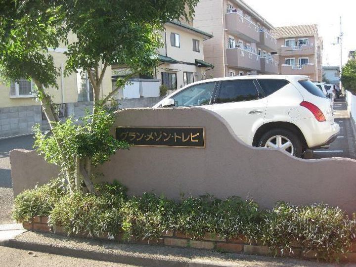 グランメゾントレビの地図