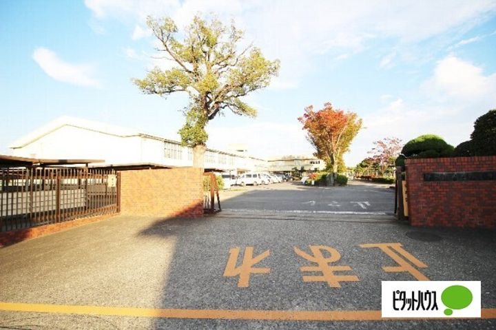 パレス伊勢崎第二の周辺