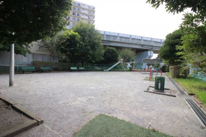 コーポ石渡佐原E棟の周辺