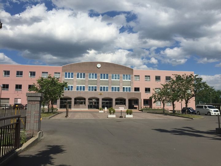 ロワイヤルユー弘前大町の周辺