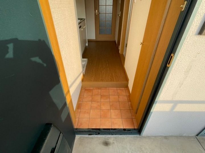 岩田ビル第一の玄関