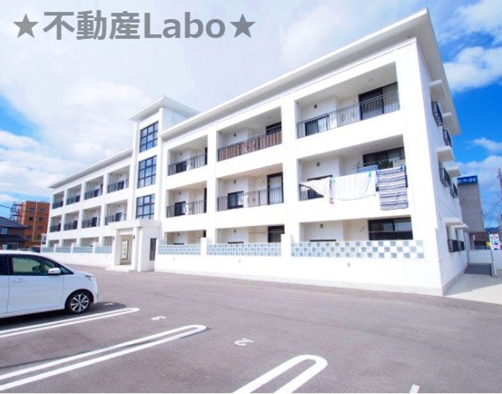 徳島県板野郡松茂町笹木野字八北開拓(アパート)の賃貸物件の外観