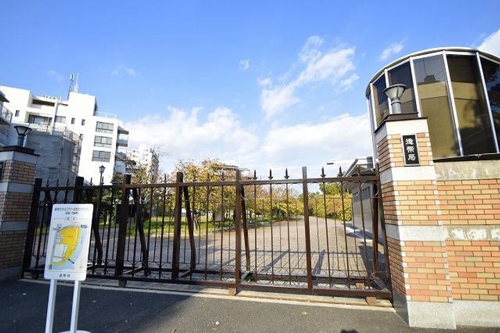 プレジール関目の周辺