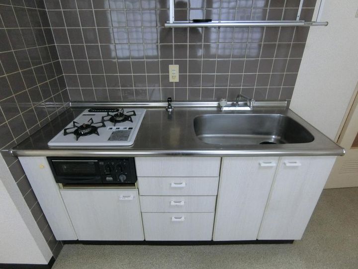 メゾンクレスト中島公園のキッチン