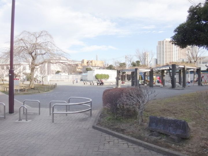 ライフレビュー横濱の周辺