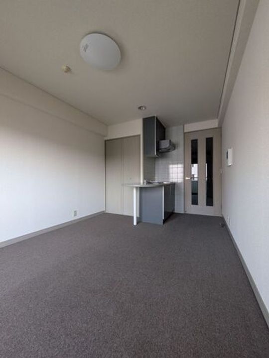 ライオンズマンション一番町の居間