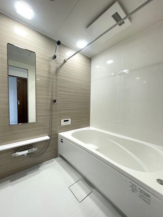 LIBTH光の森の風呂