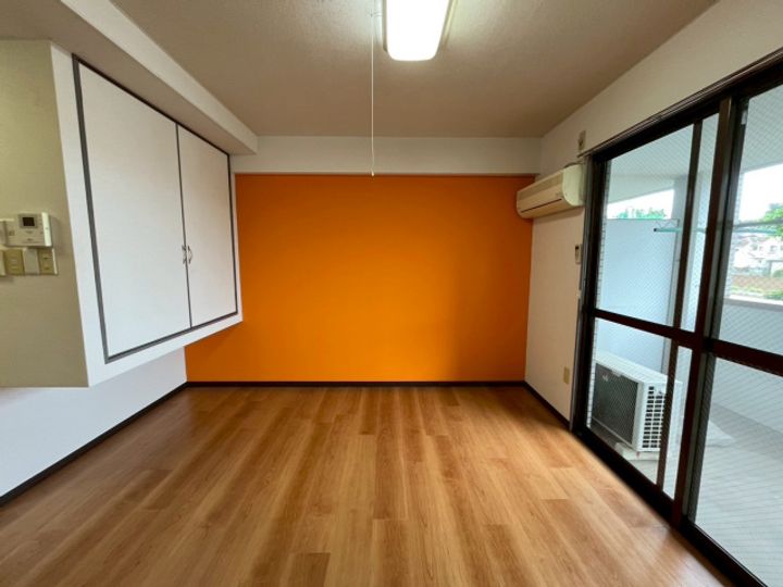 メゾンドラフィットの居間