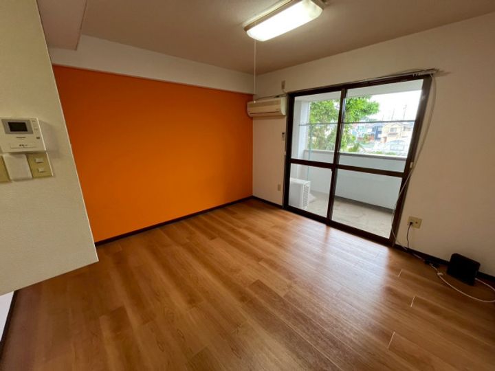 メゾンドラフィットの居間