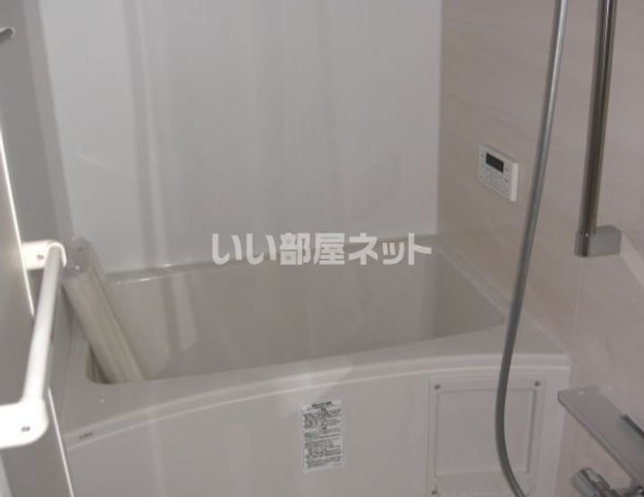 ウルス花京院 Bの風呂