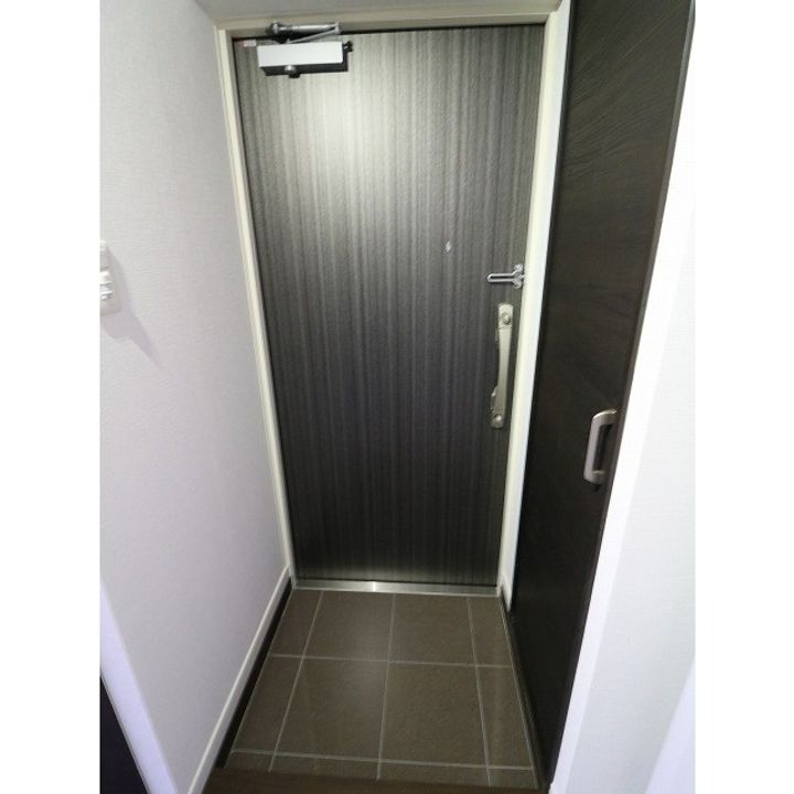 東京都江東区住吉2(マンション)の賃貸物件の玄関