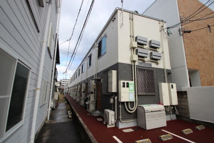 87gラ・セッテの外観